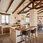 Olive View Villa *