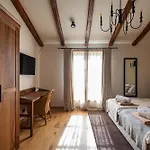 Olive View Villa *